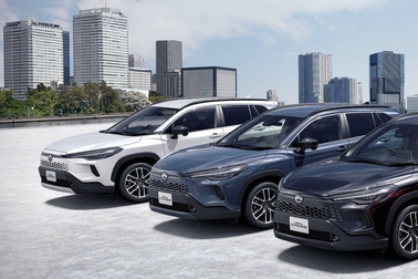 (右端):GR SPORT